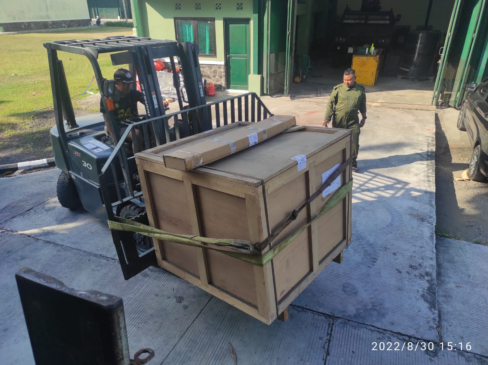 Packing & Handling